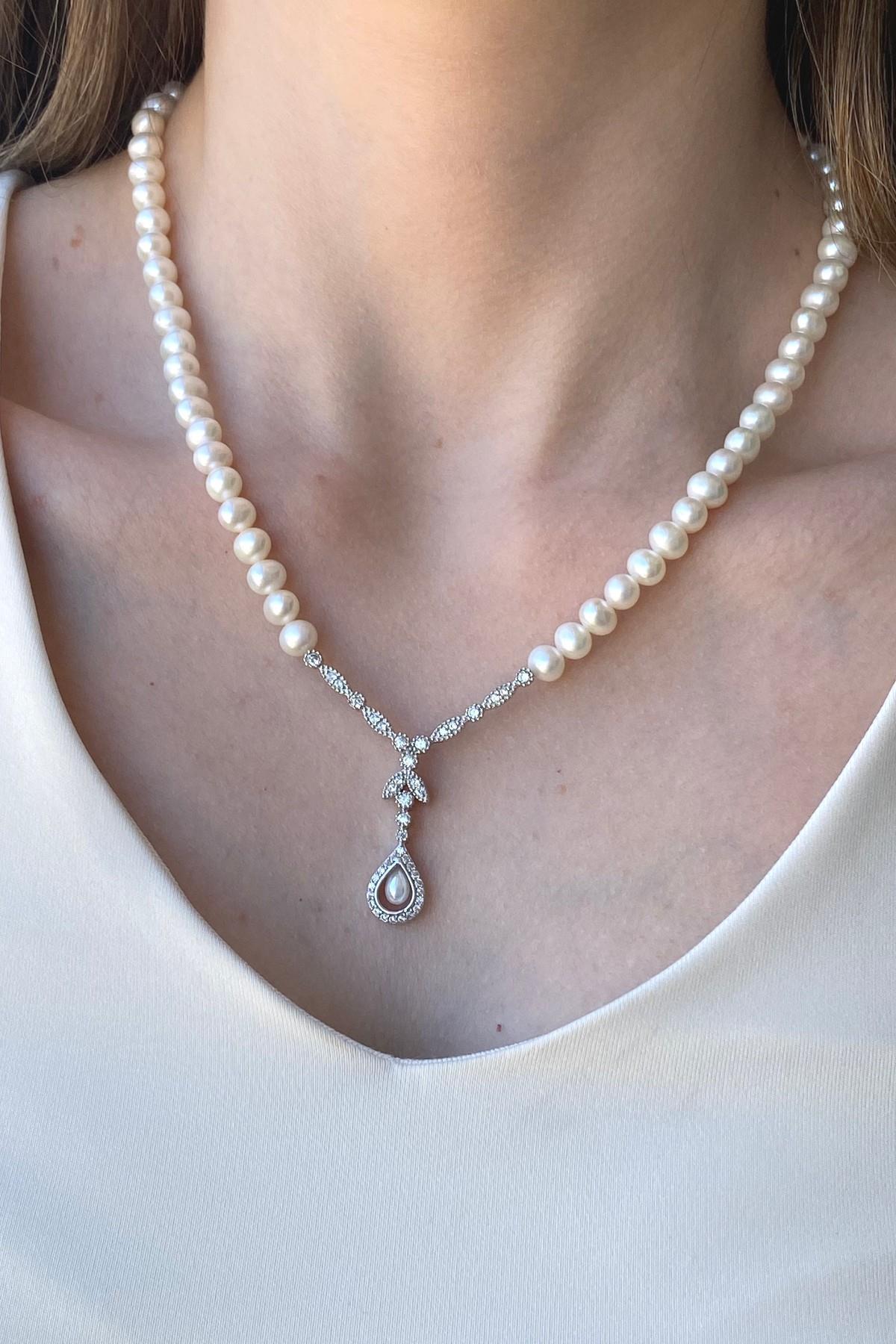 Damla Taşlı Doğal İncili Kolye