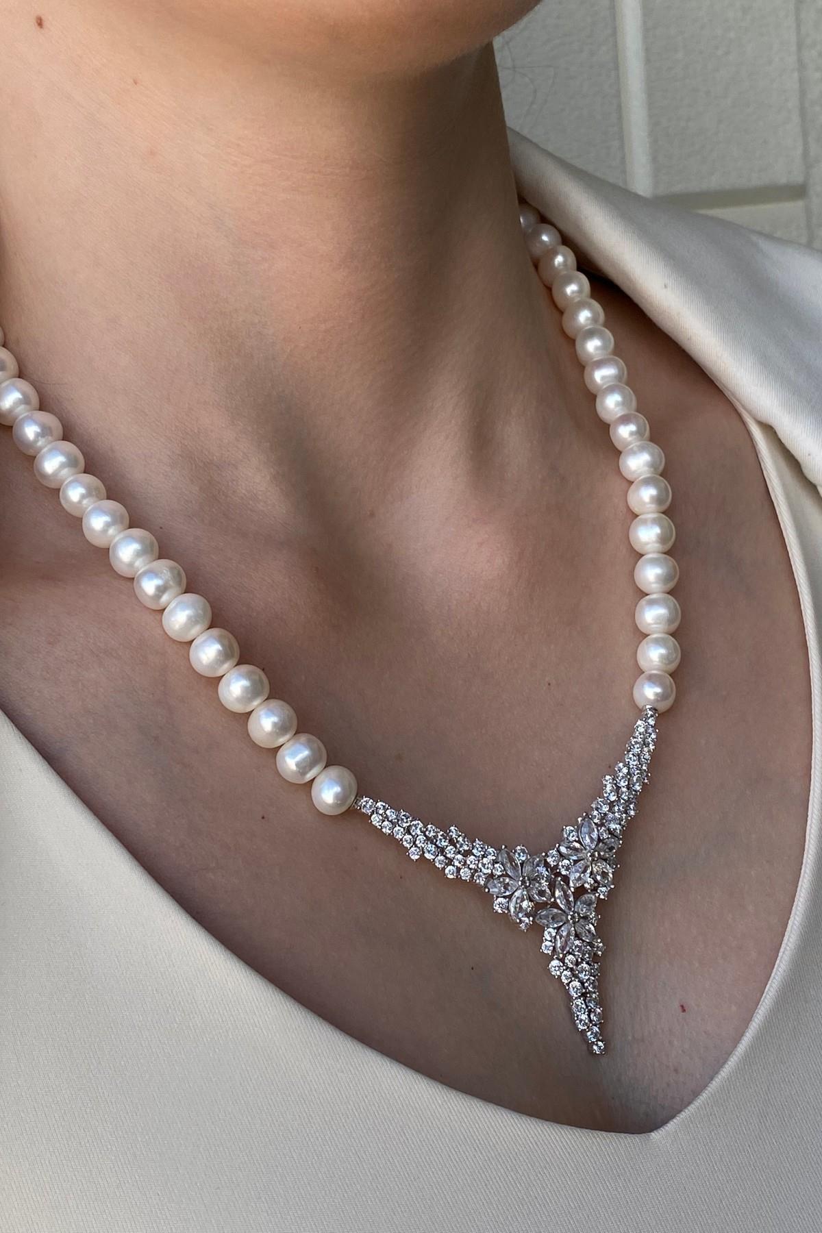 Zirkon Taşlı Doğal İnci Kolye