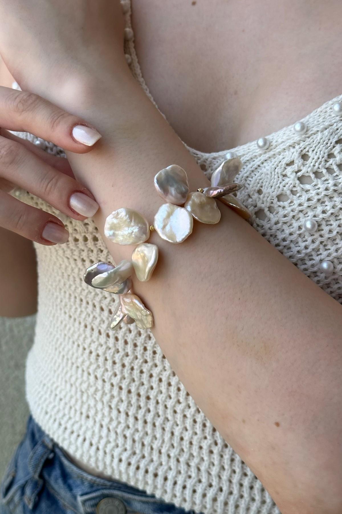 Halka Kilit Doğal Barok İncili Multicolor Bileklik