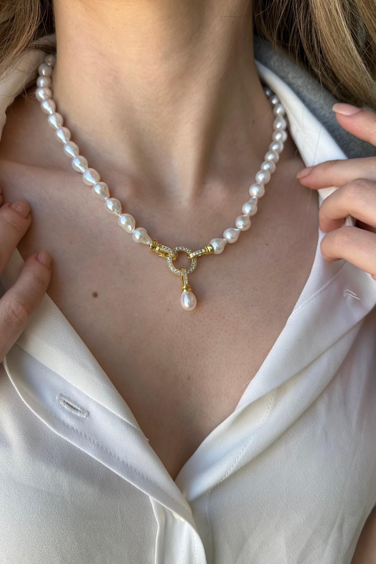 Halka Kilitli Doğal İnci Kolye