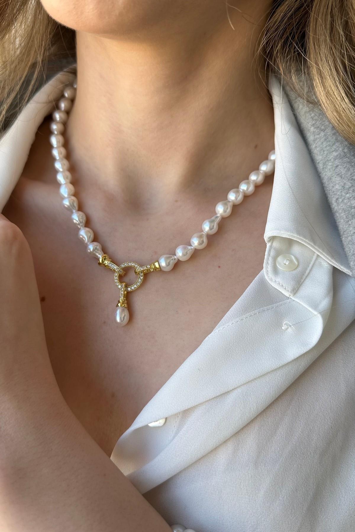 Halka Kilitli Doğal İnci Kolye