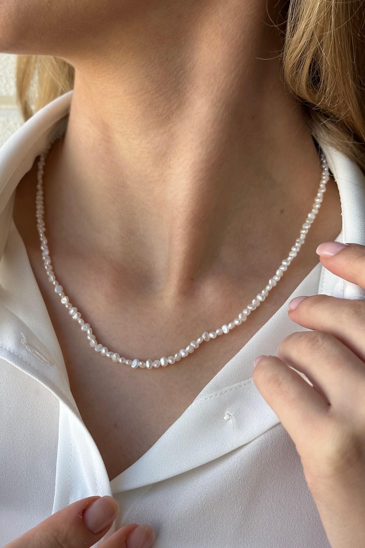 Zarif Barok Doğal İnci Kolye