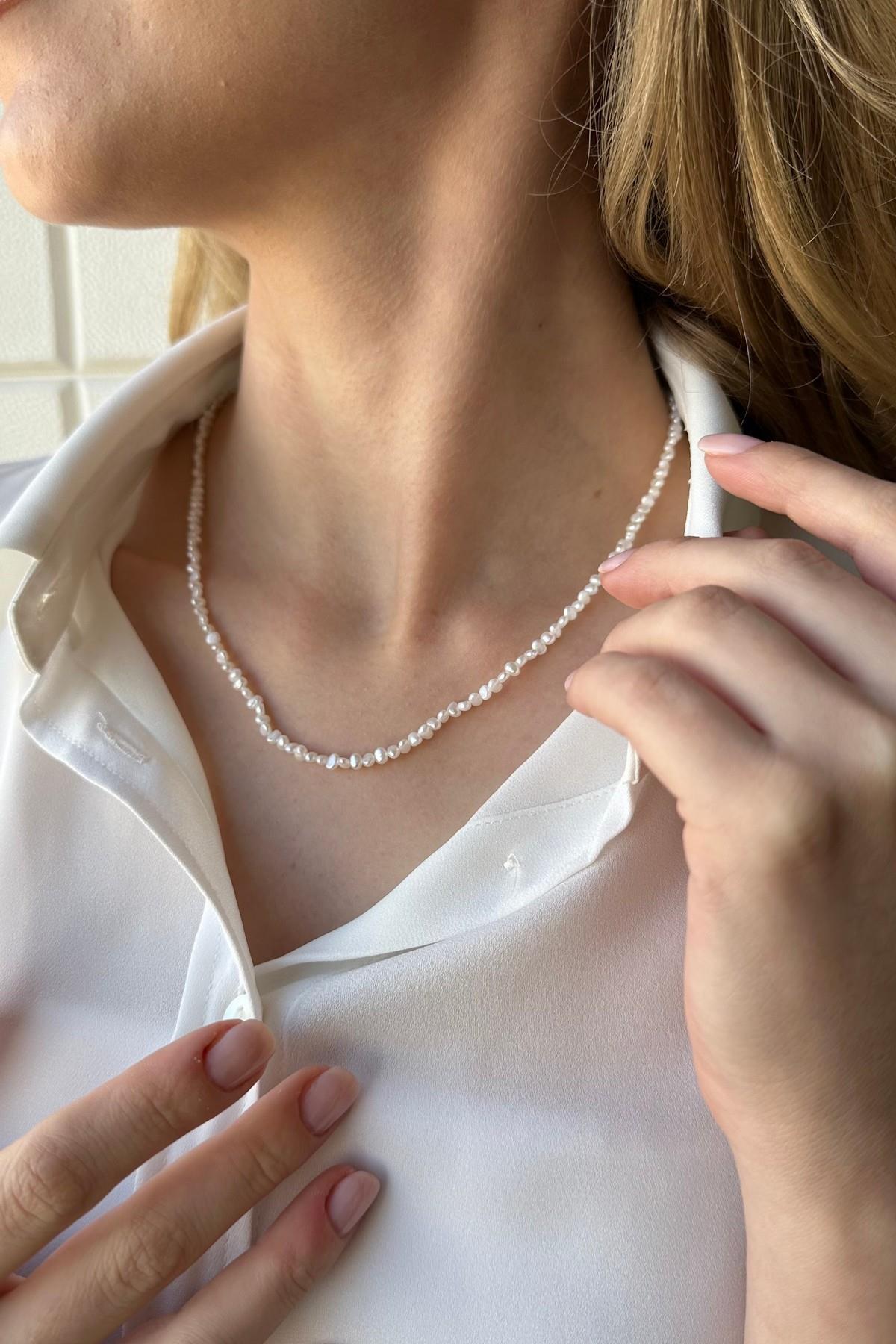 Zarif Barok Doğal İnci Kolye