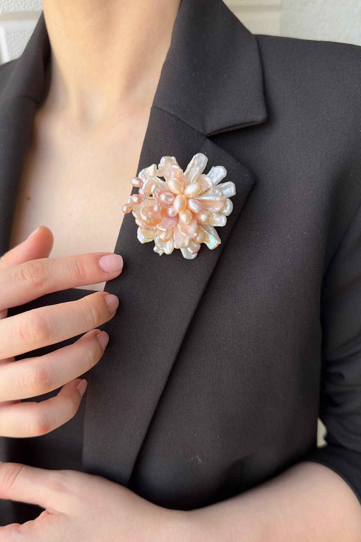 Salkımlı Barok Doğal İnci Broş