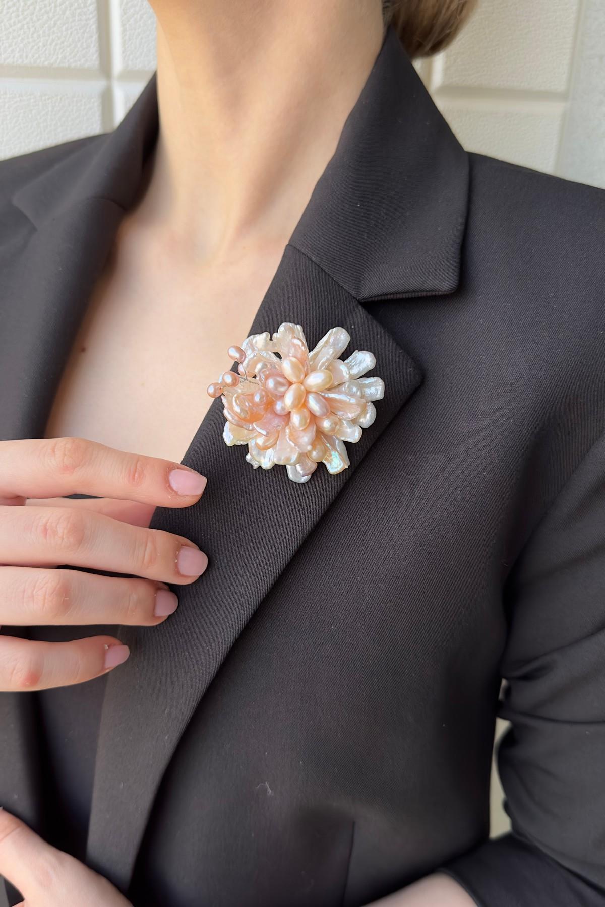 Salkımlı Barok Doğal İnci Broş