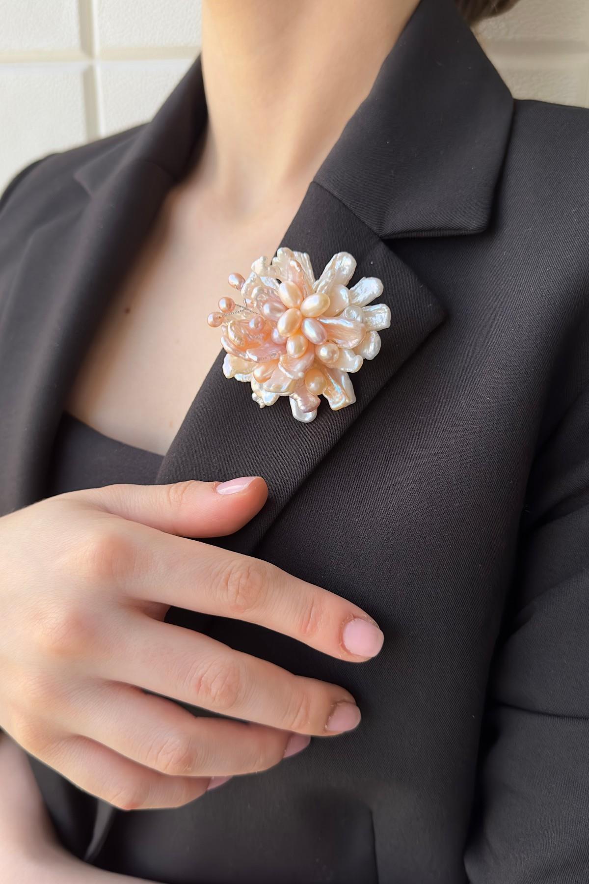 Salkımlı Barok Doğal İnci Broş