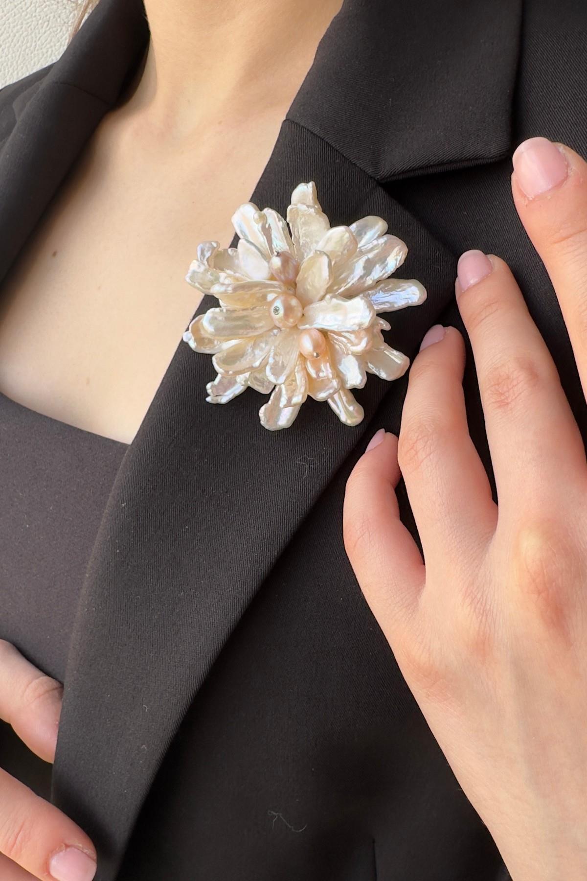 Zirkon Taşlı Barok Doğal İnci Broş