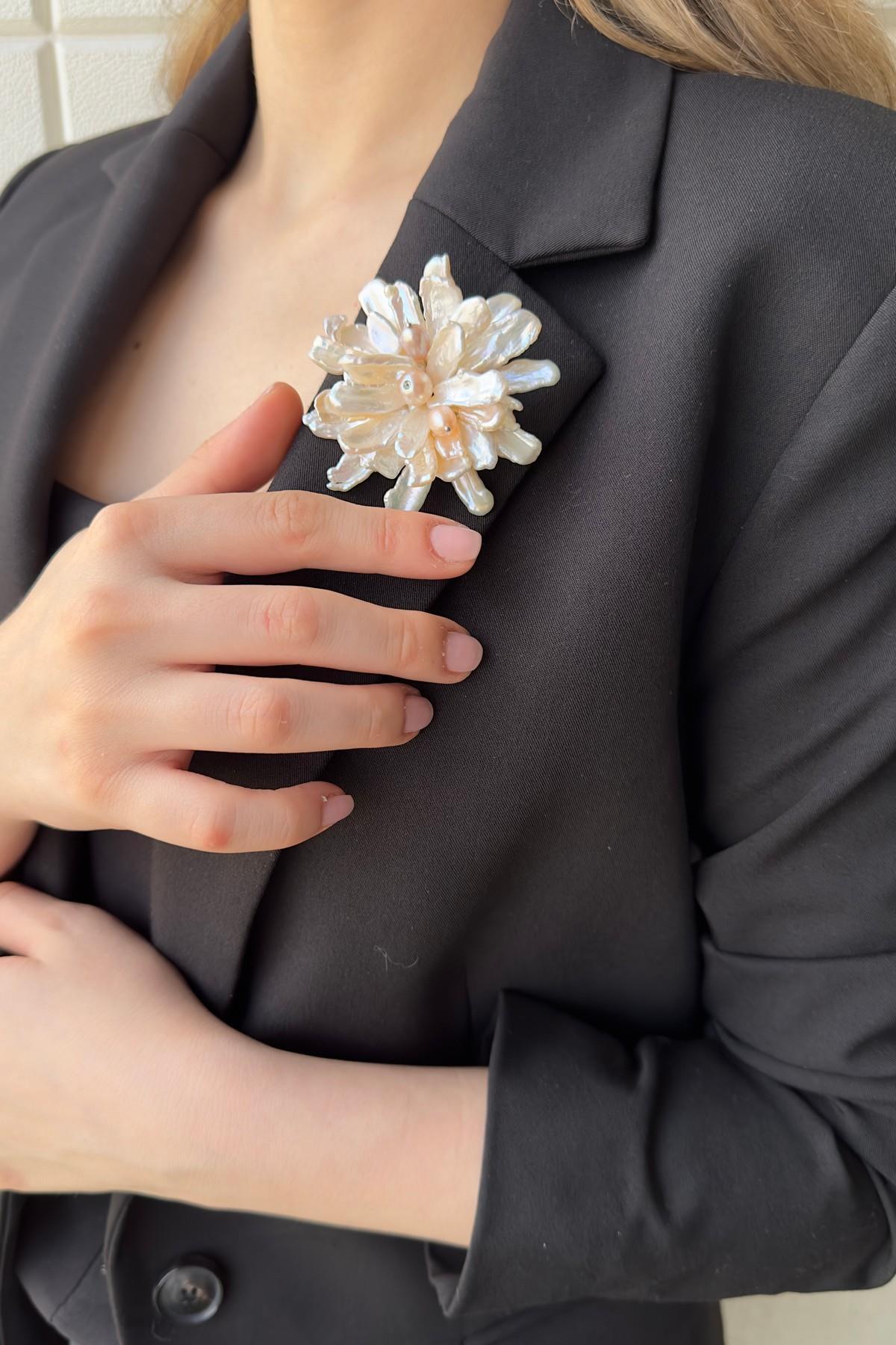 Zirkon Taşlı Barok Doğal İnci Broş