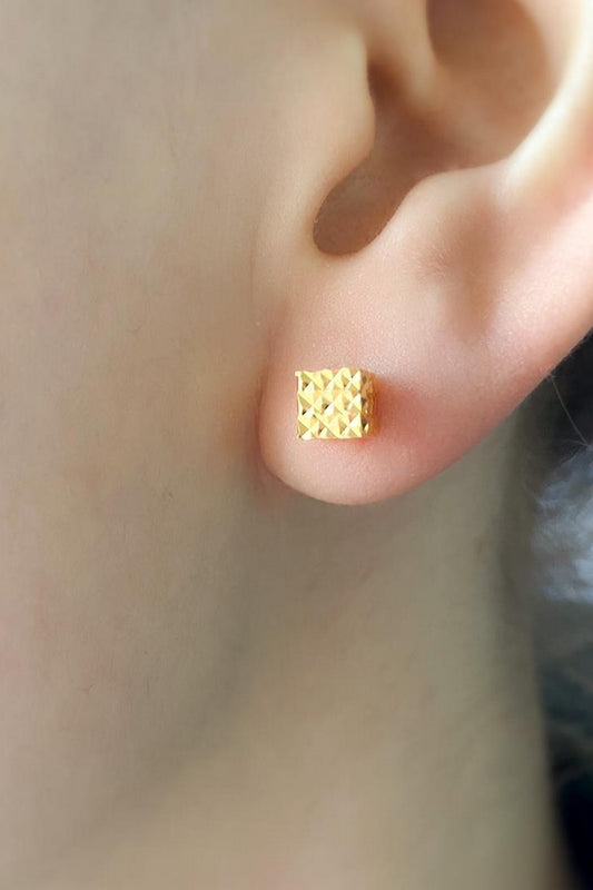 8 Ayar Altın Küp Küpe